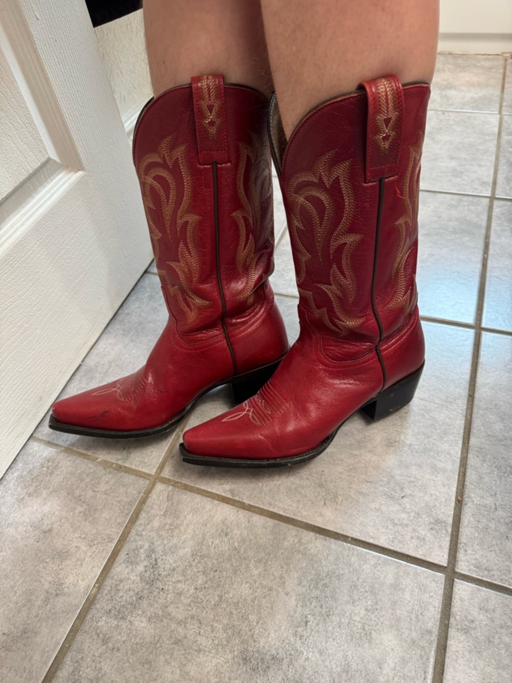 Shyanne Red and Tan Western Leather Cowboy Boots - Picture 2 of 7